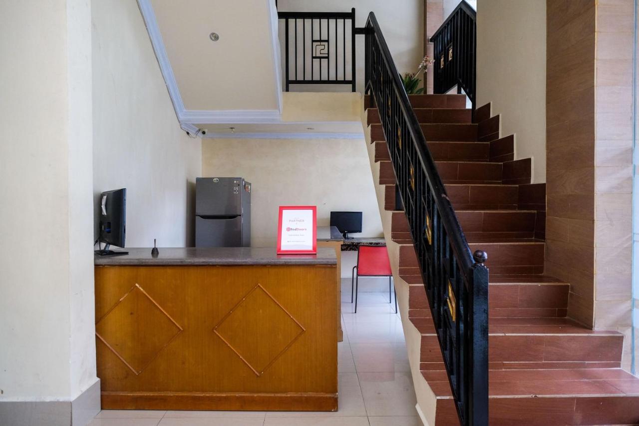 Reddoorz At Hotel Rich Parepare Near Pantai Mattirotasi エクステリア 写真