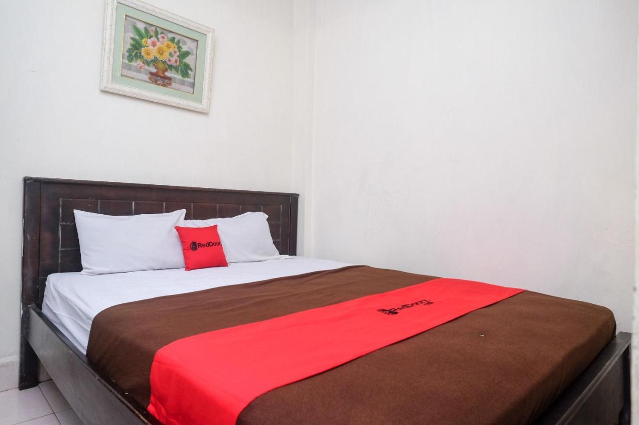 Reddoorz At Hotel Rich Parepare Near Pantai Mattirotasi エクステリア 写真